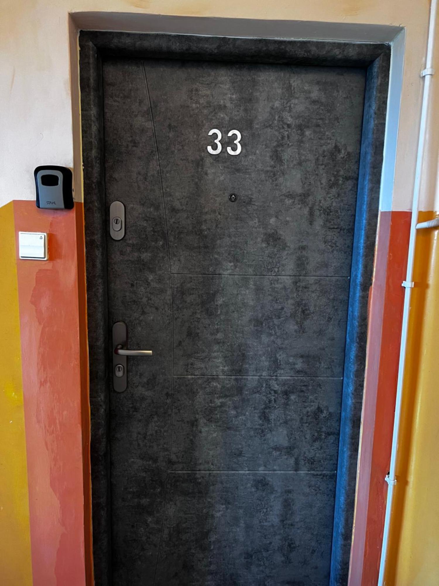 Apartament 33 Lägenhet Bełchatów Exteriör bild